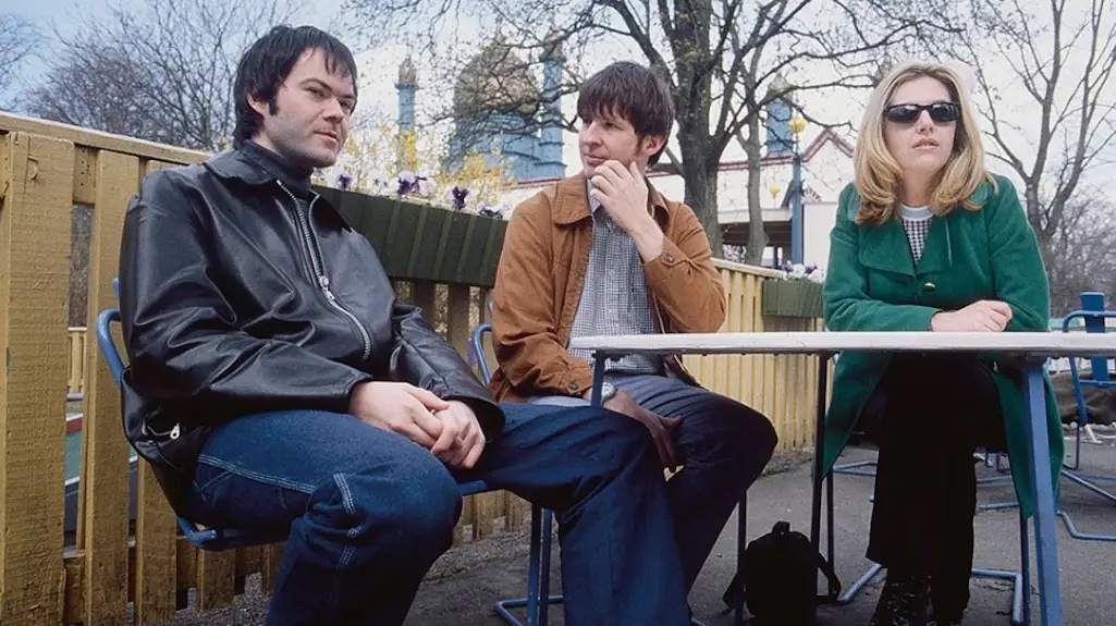 New book traces roots of '90s indie-dance favourites Saint Etienne image