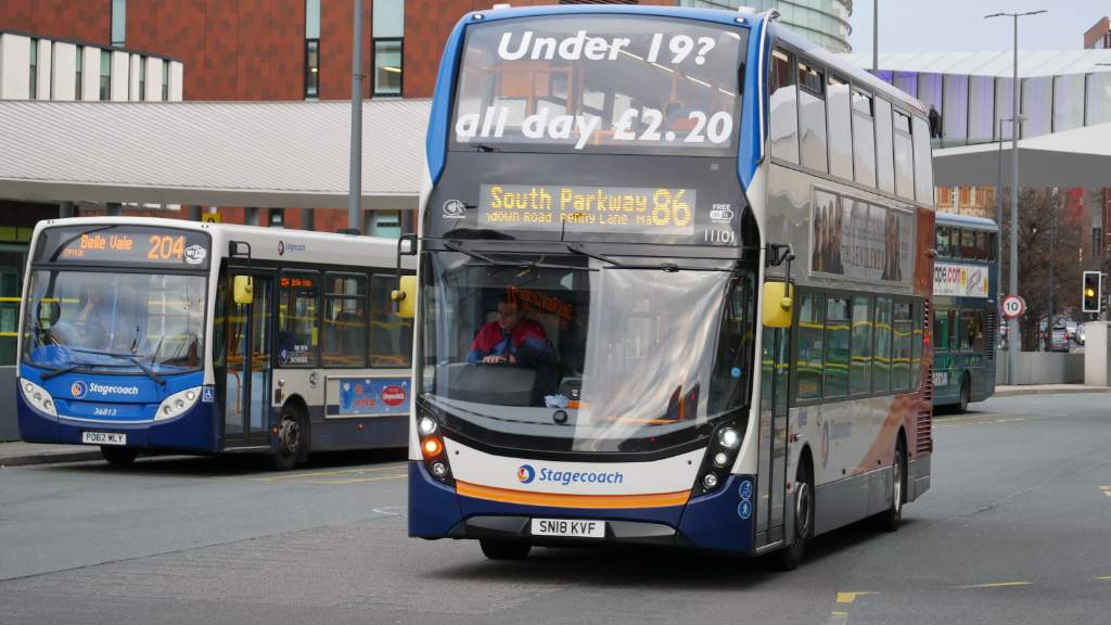 Night buses between Liverpool and Wirral to return tonight image