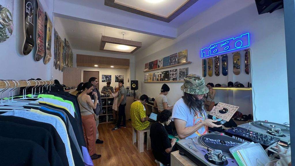 New skate shop and record store opens in Mexico City image