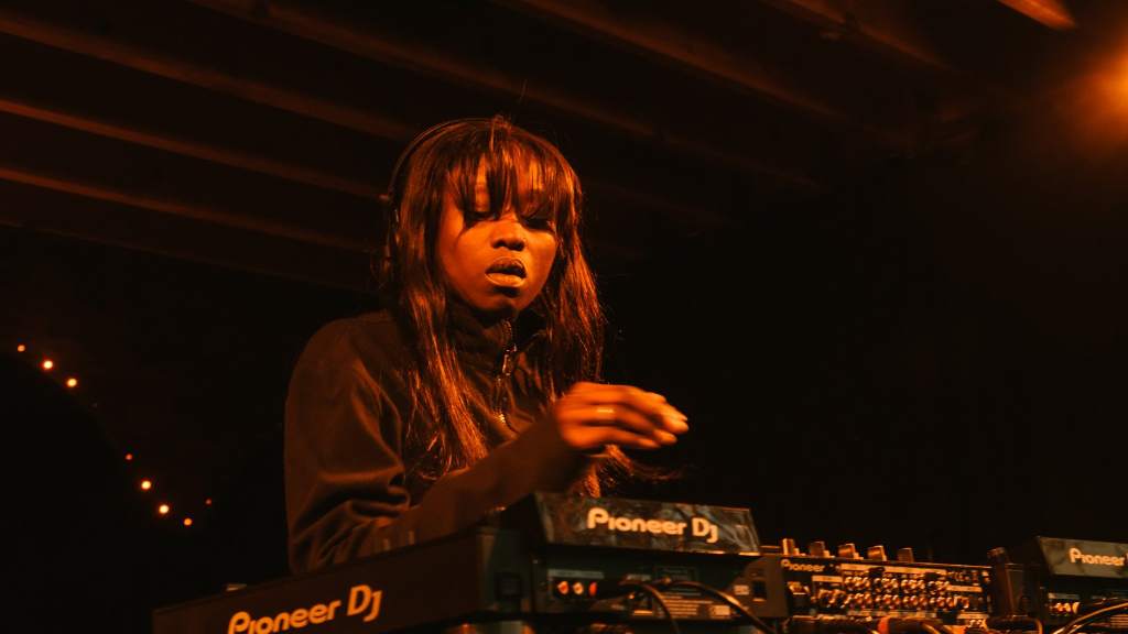 Mix Of The Day: N.E.GIRL image
