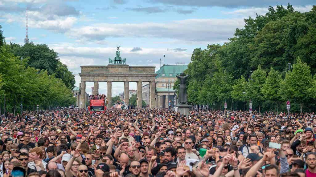 Berlin's Rave The Planet Parade may not go ahead this weekend image