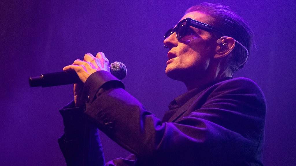 Nitzer Ebb frontman Douglas McCarthy drops out of European tour due to health concerns image