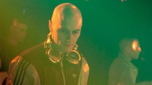 Mix Of The Day: Simon Scott · News RA