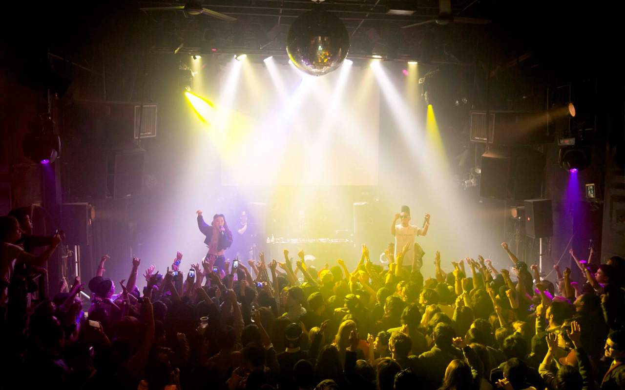 渋谷clubasia （ステージファイル Vol.110） - LiveWalker.com