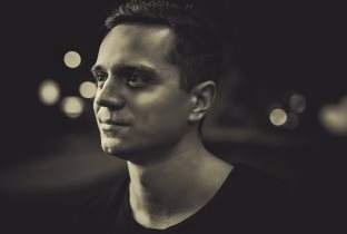 Mano Andrei · Artist Profile