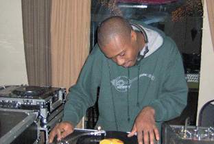 Maurice Fulton · Artist Profile