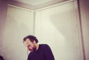 Max. Artist Profile