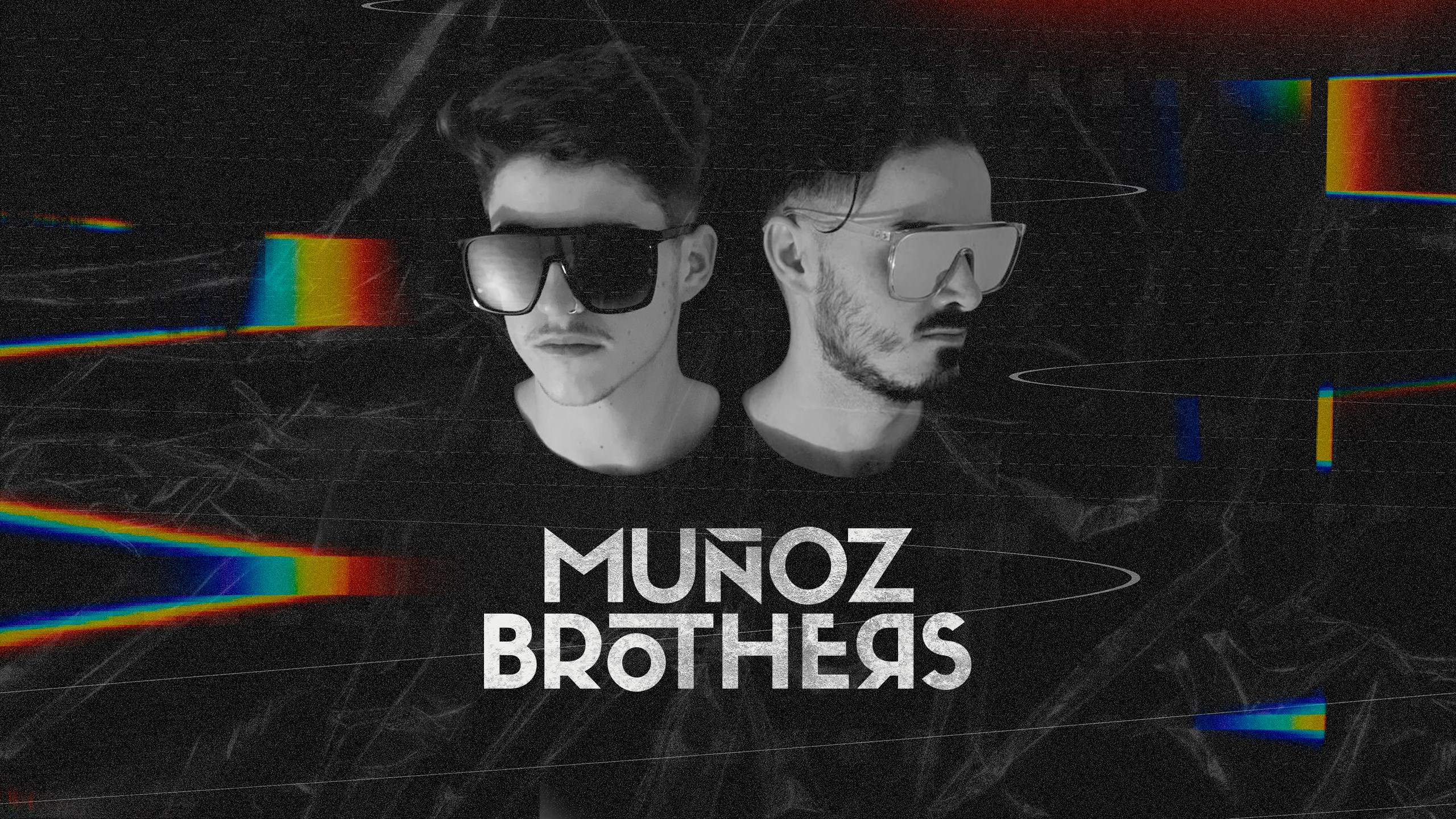 Cover image for Muñoz Brothers