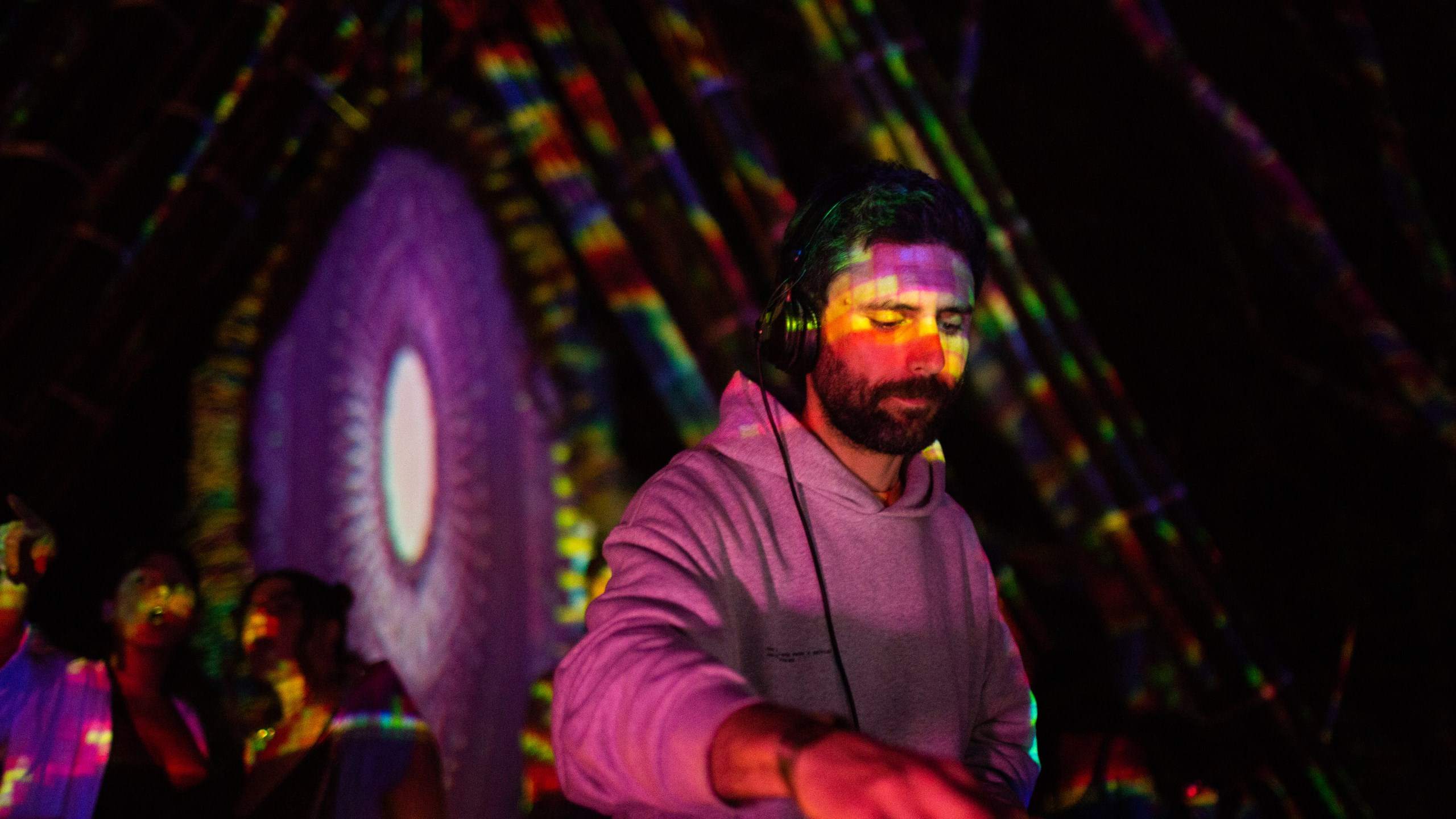 Carlo · Artist Profile