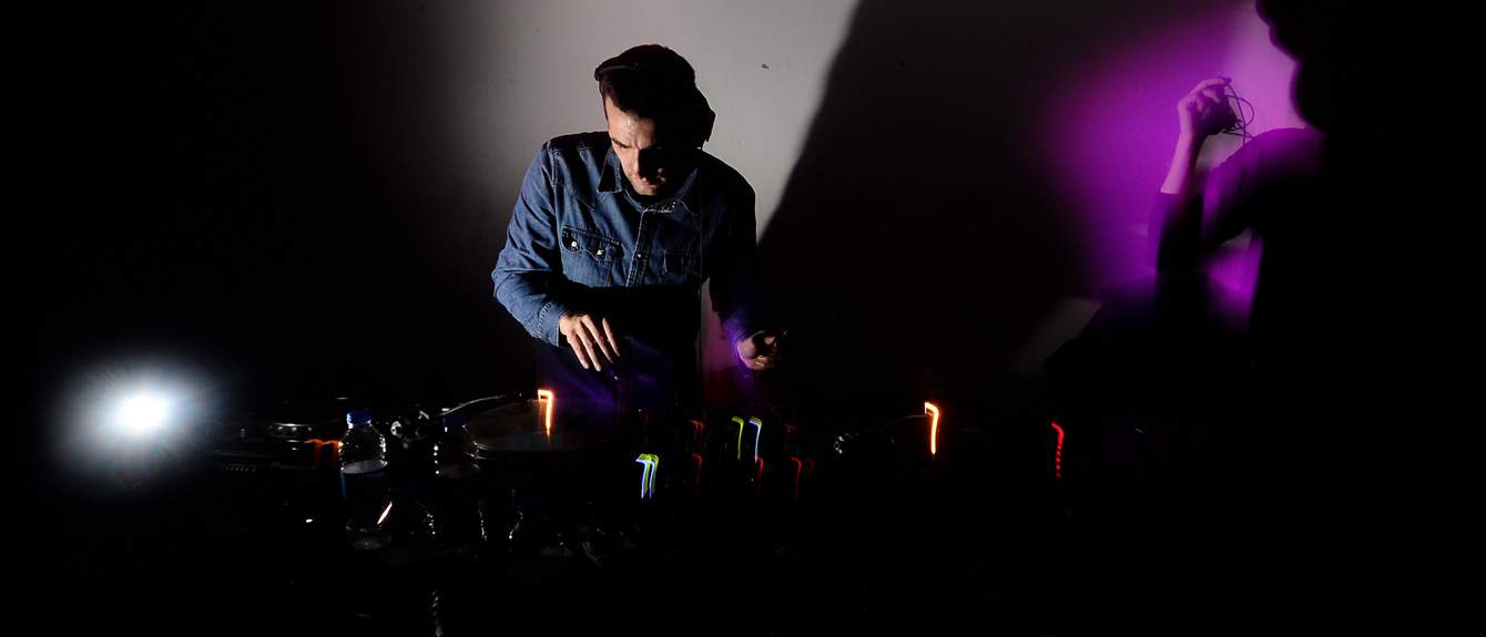 DJ Deep · Artist Profile