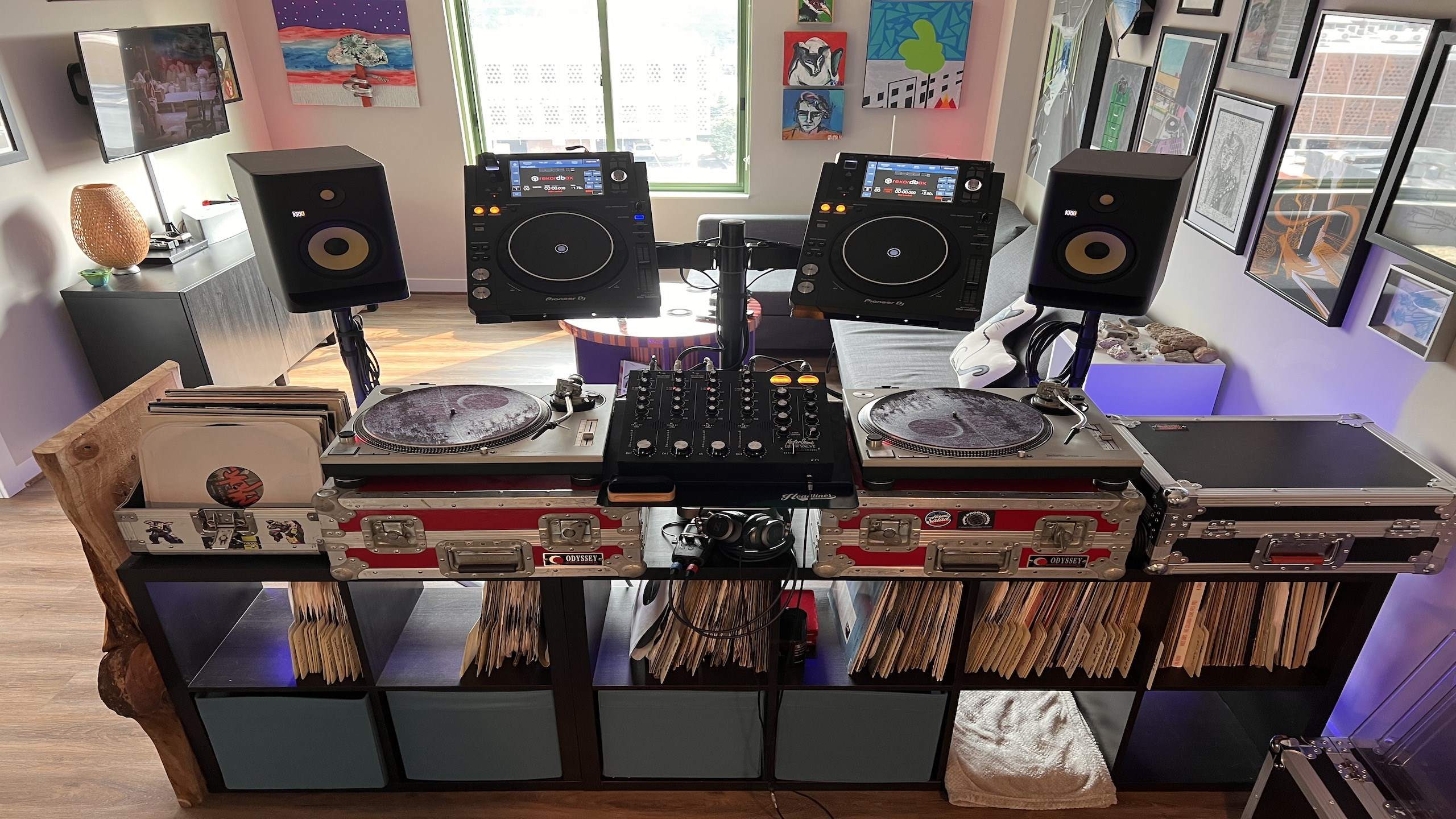 DJ Improvize · Artist Profile