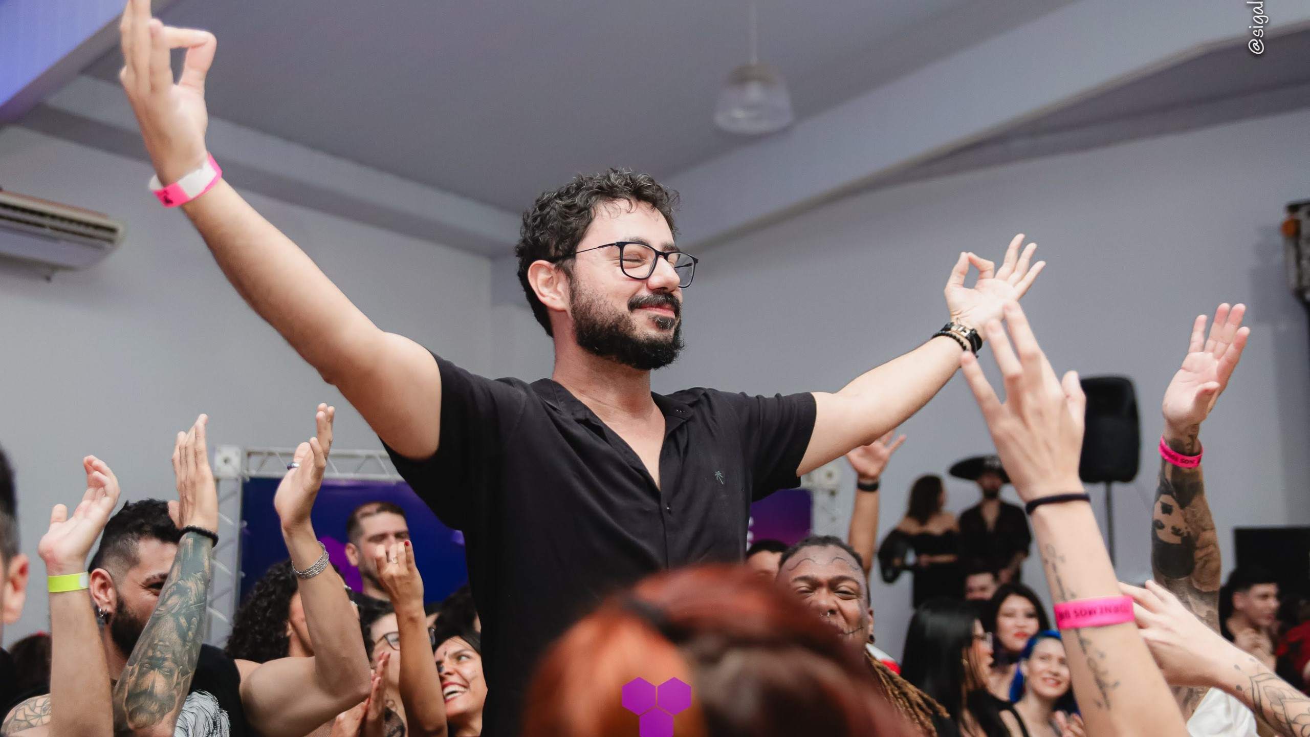 DJ Zen Eyer · Artist Profile