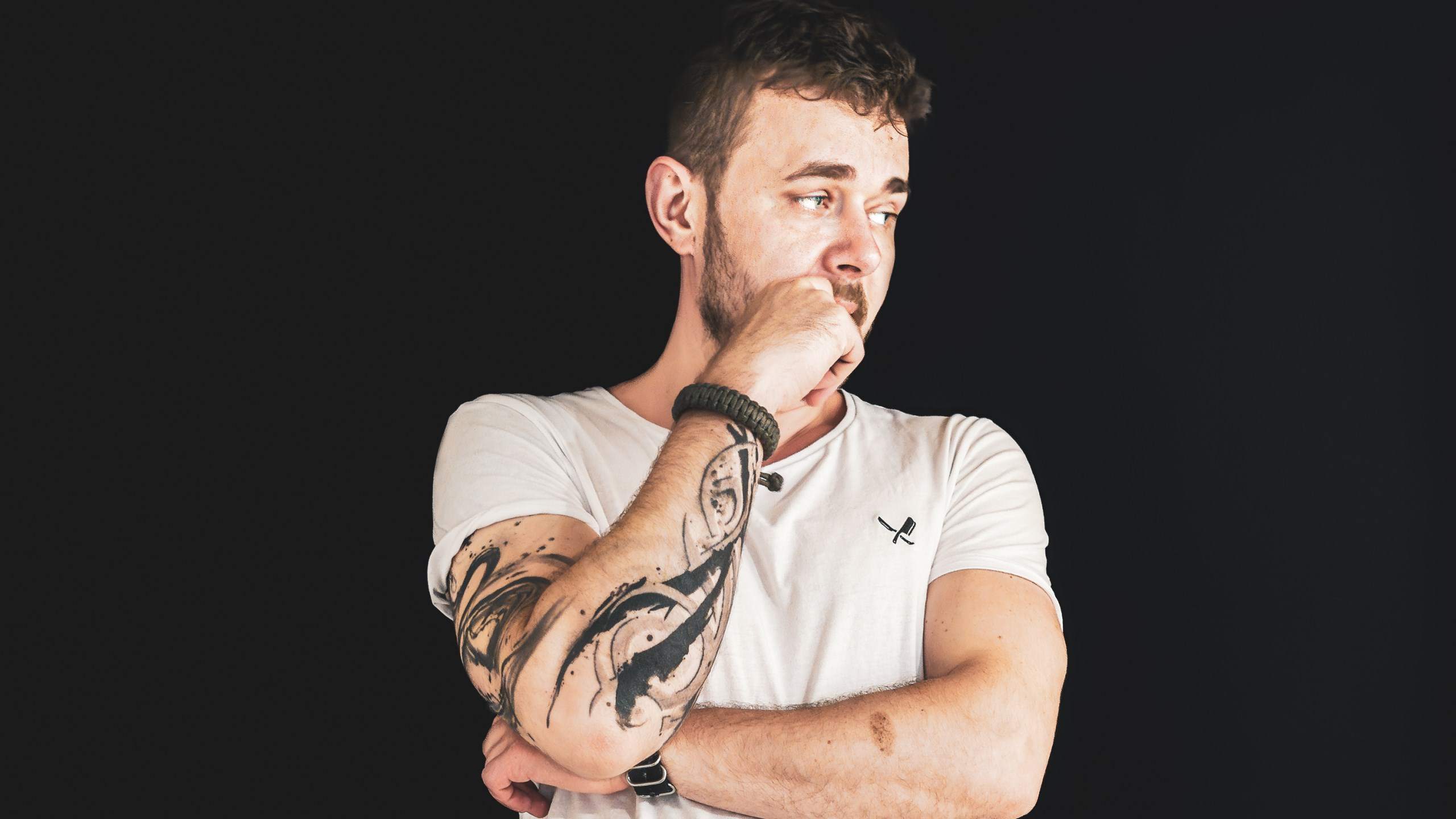 Ellroy · Artist Profile