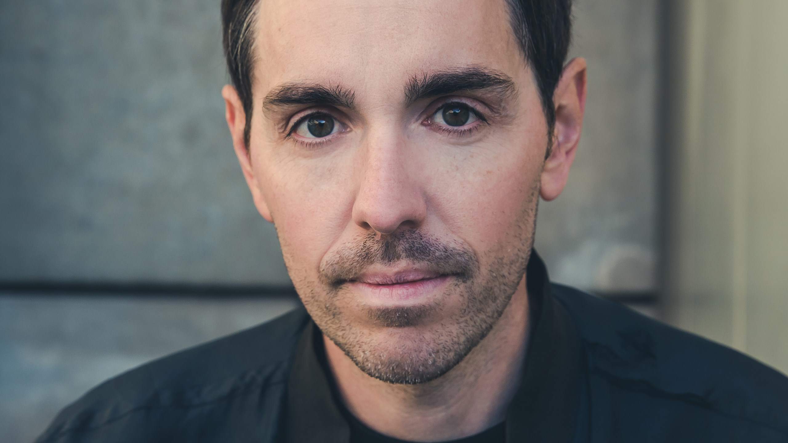 Juliano · Artist Profile