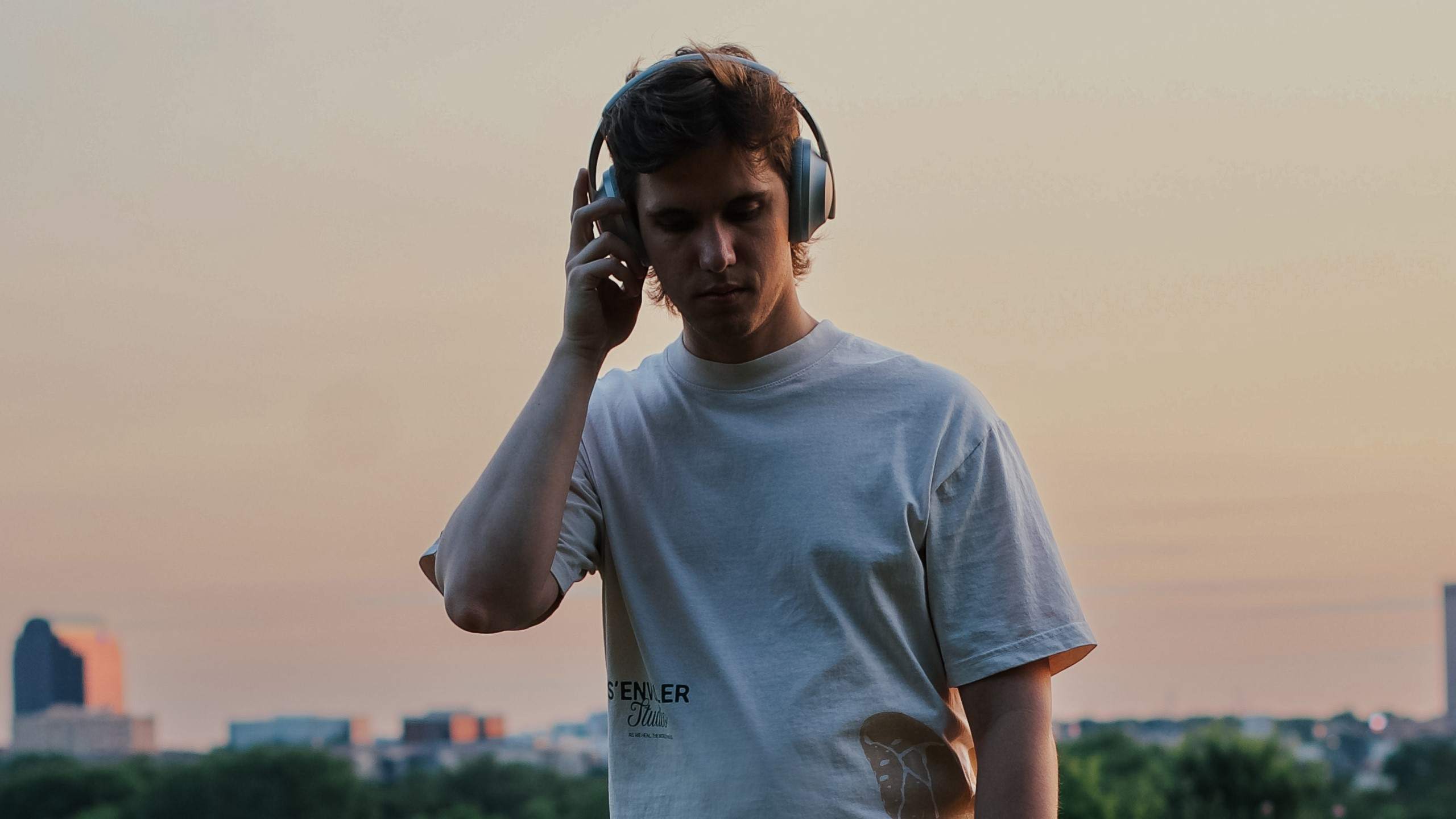 JBarr · Artist Profile