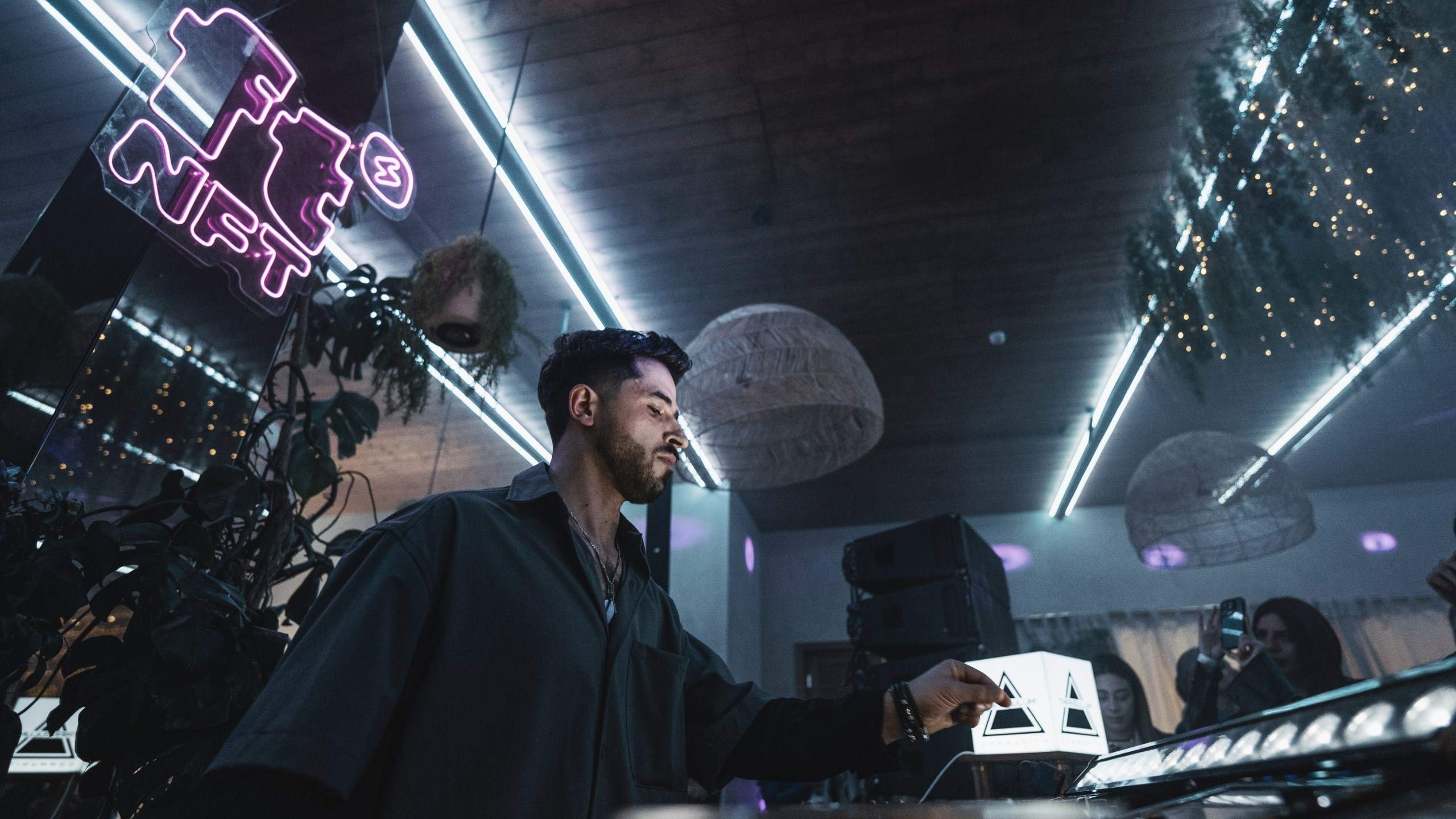 Kiaro · Artist Profile