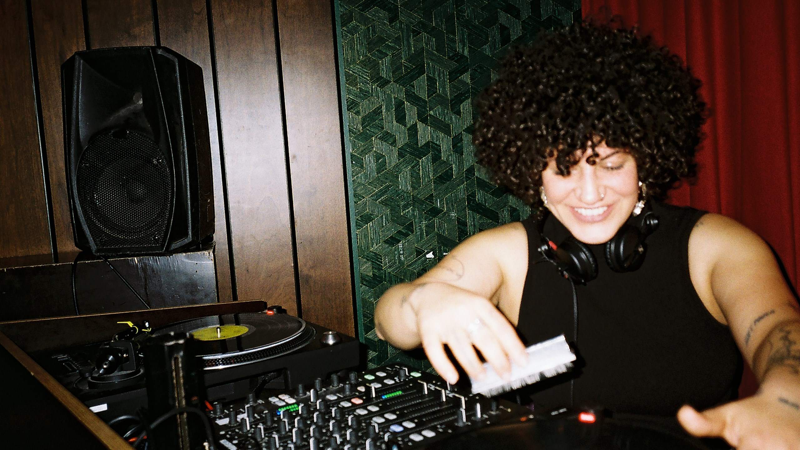 Parissa Charghi · Artist Profile