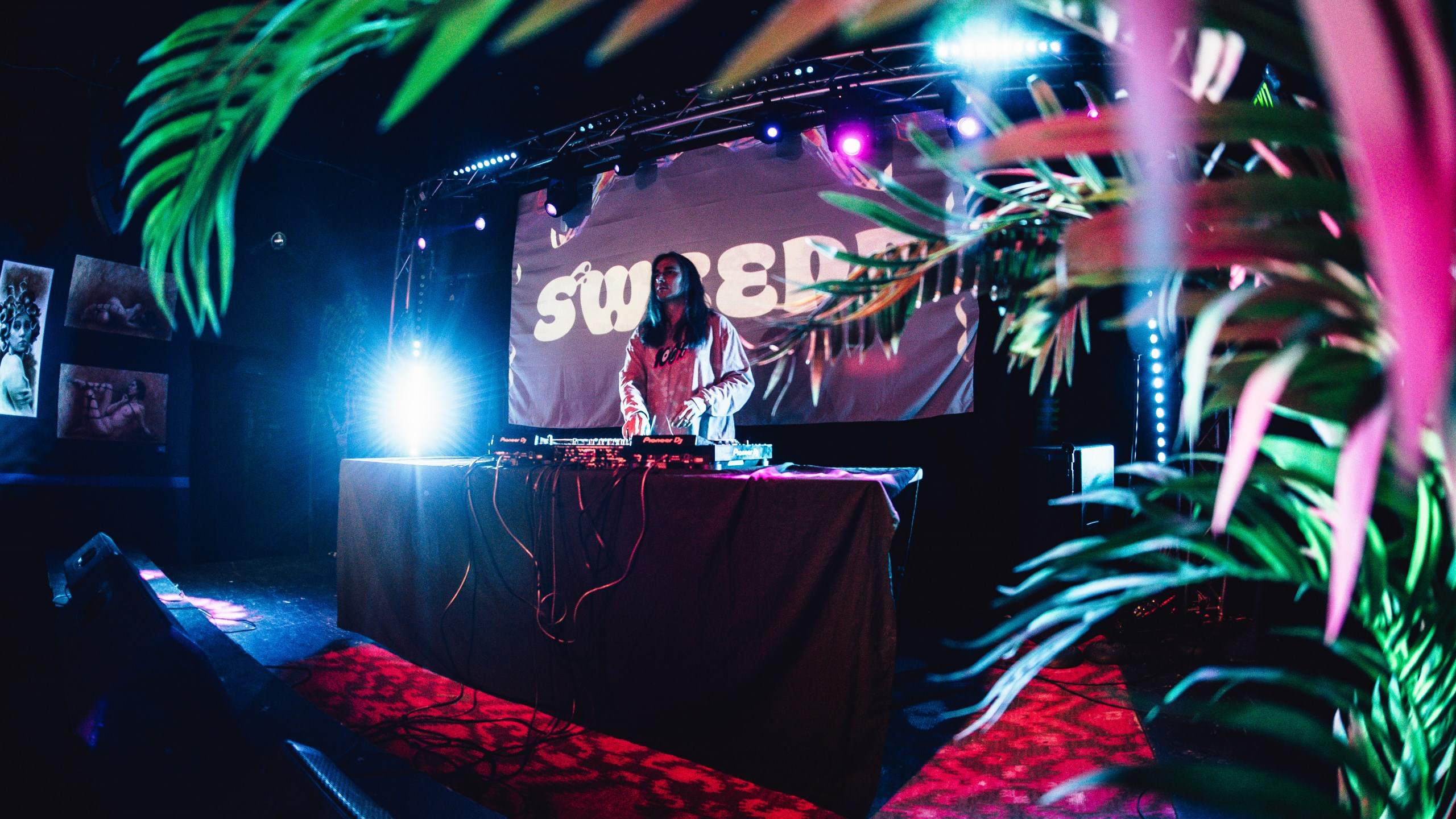 SWEEPR · Artist Profile SWEEPR · About · Artist ⟋ RA