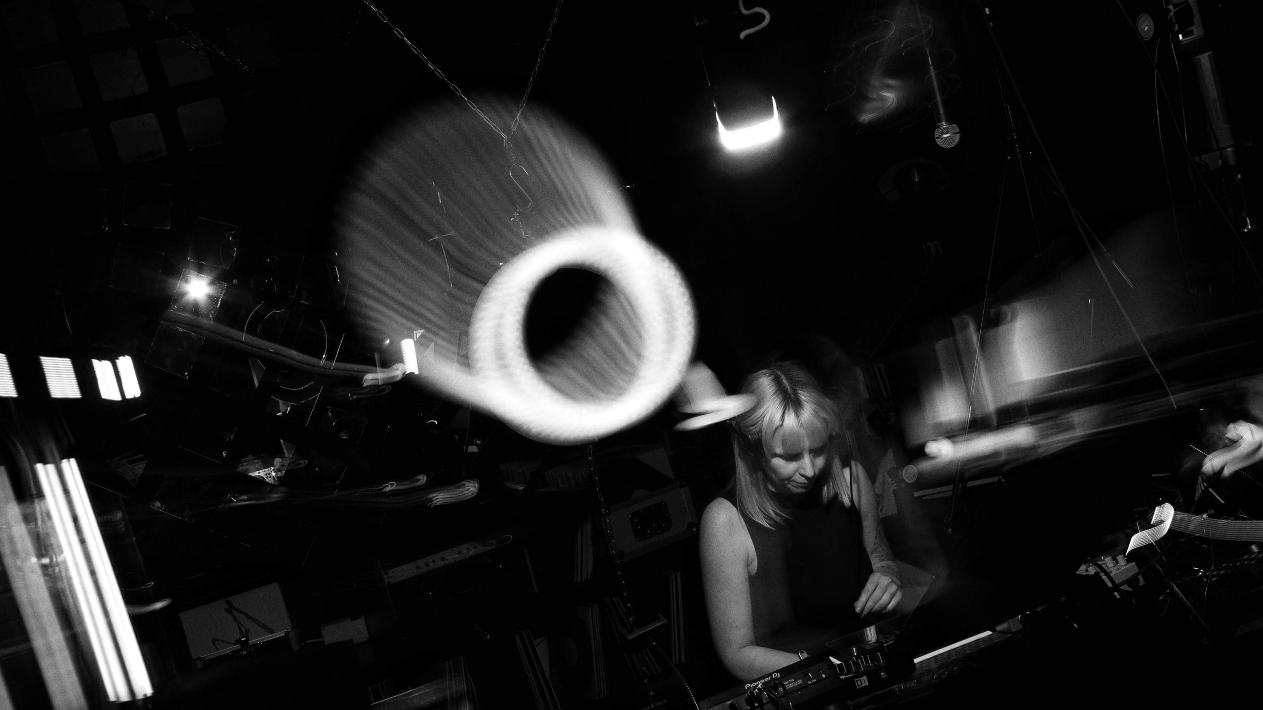 SHELLEY · Artist Profile