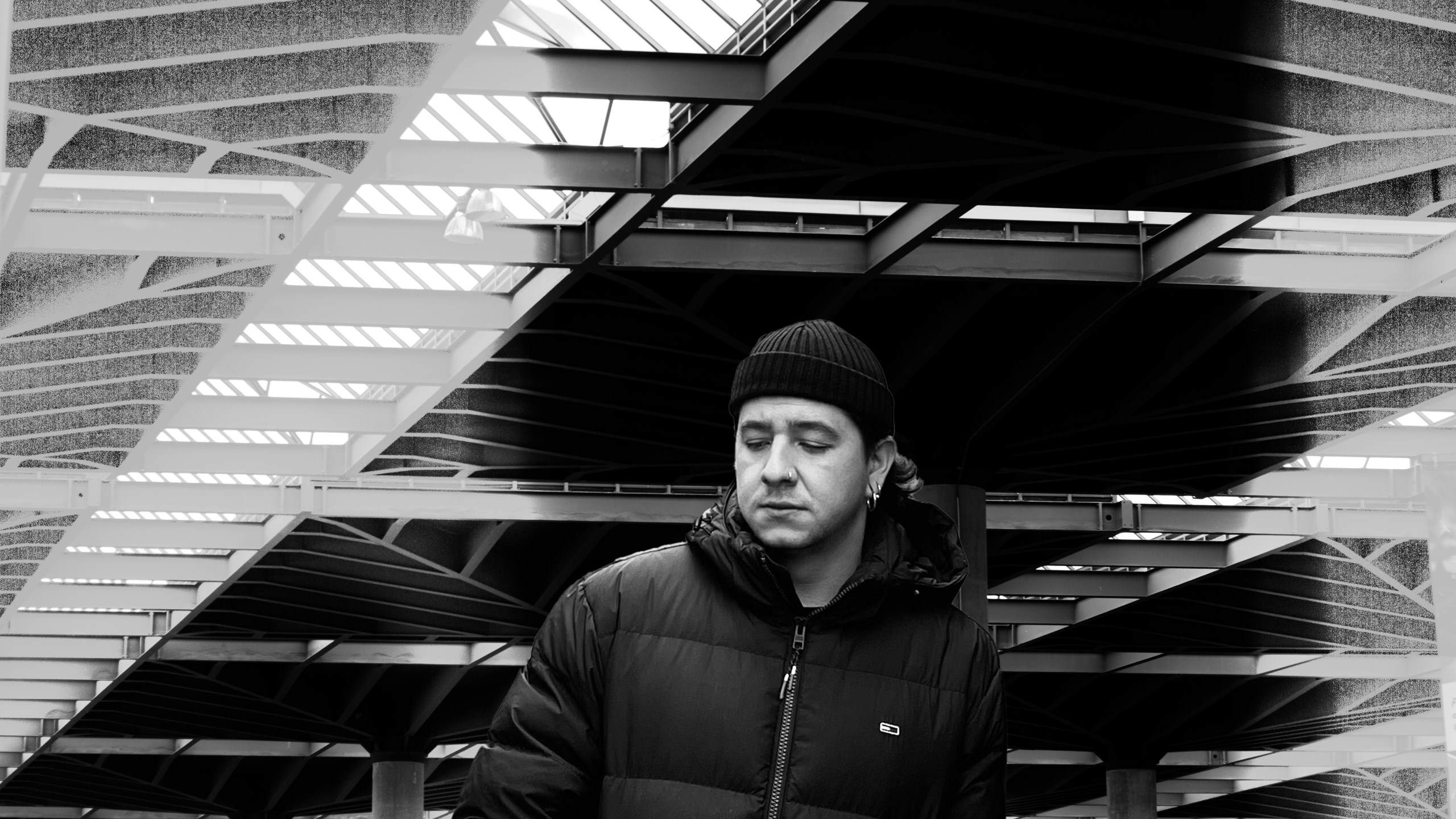 Three s · Artist Profile
