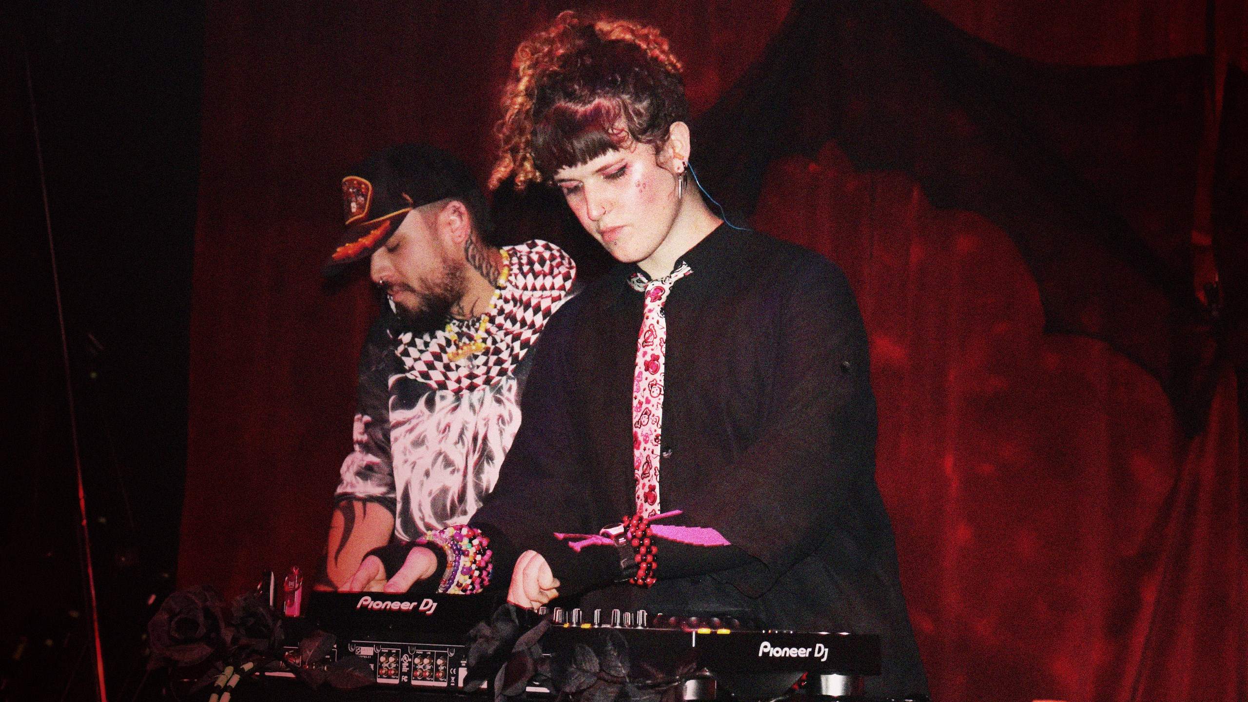 xeon æon · Artist Profile