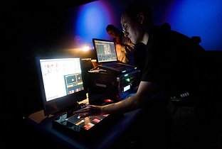 Richard Devine · Artist Profile