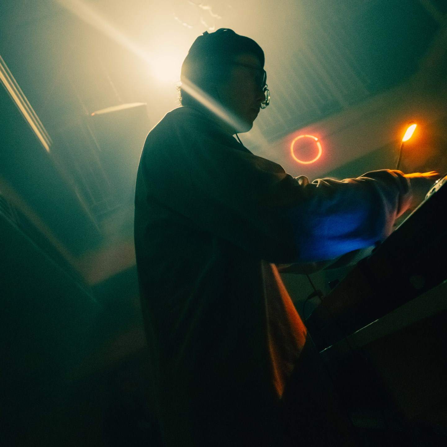 EVE (1) · アーティストプロフィール