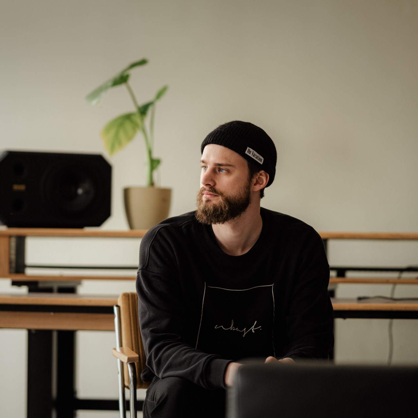 Max Caesar · Artist Profile