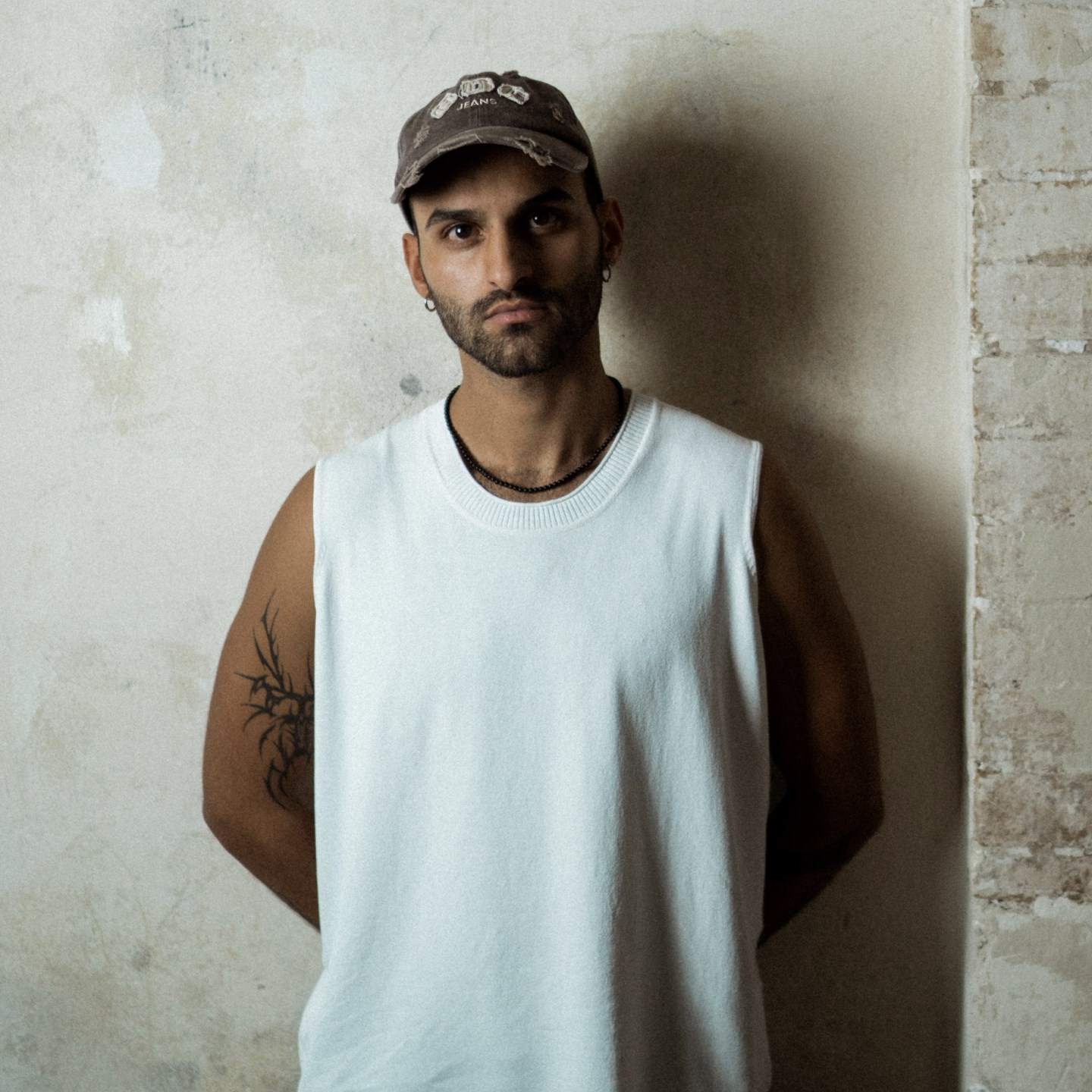 【G-Rap】 Deejay Maximus - The Cranium DJ Goxxa is a Venice Beach-based DJ and music producer known for