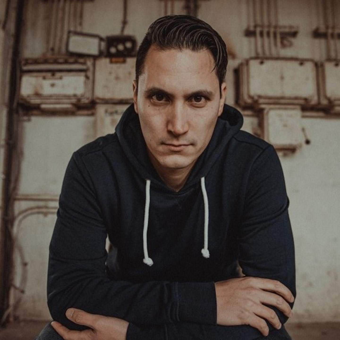 Akira · Artist Profile