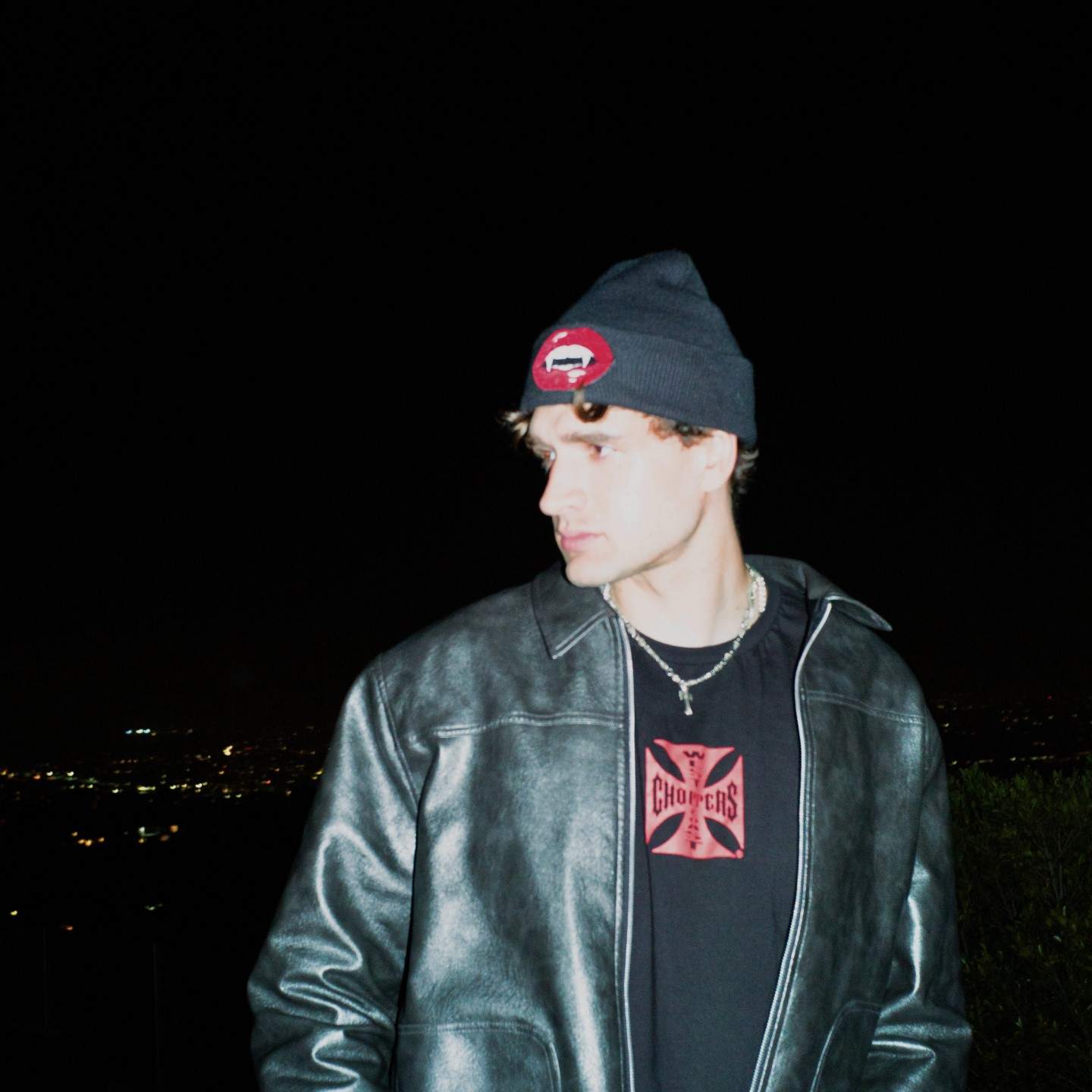 LE YORA · Artist Profile