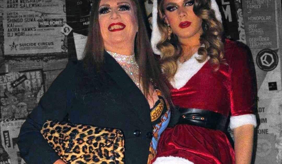 Chantals House of Shame at Suicide