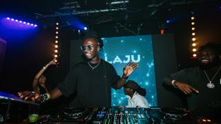 LAJU - Juls & Larizzle