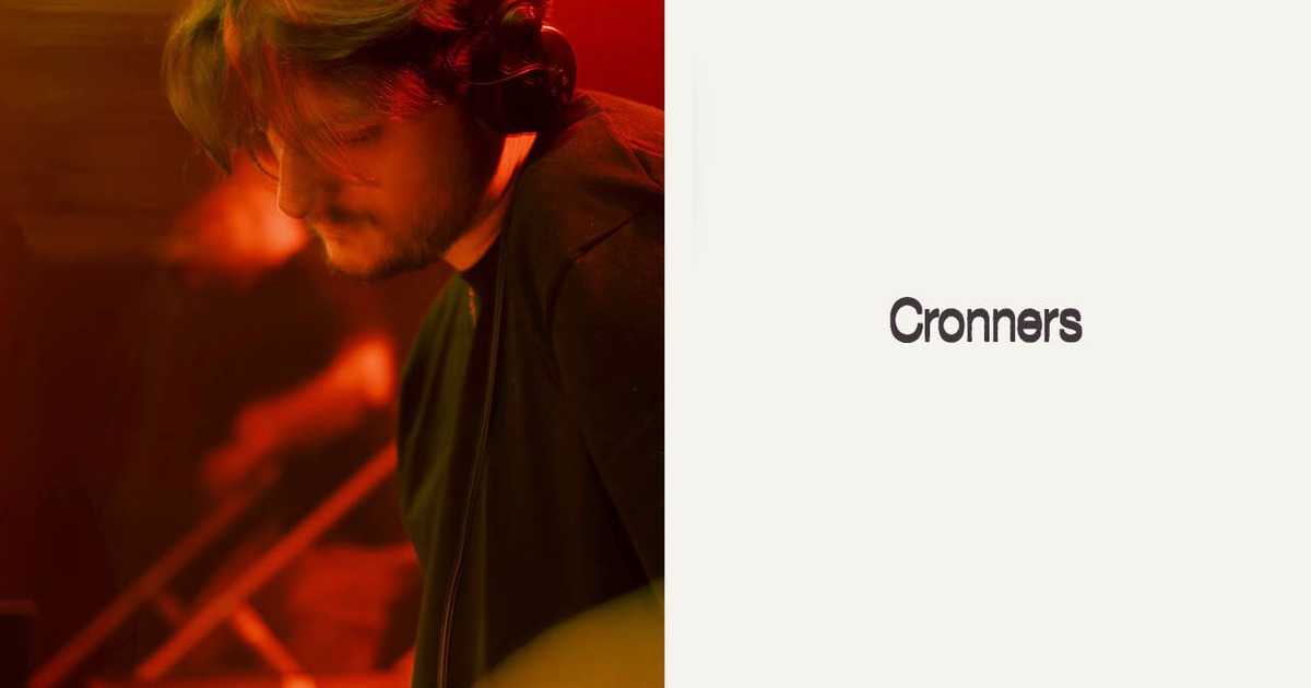 renae: Cronners at renae, Manchester