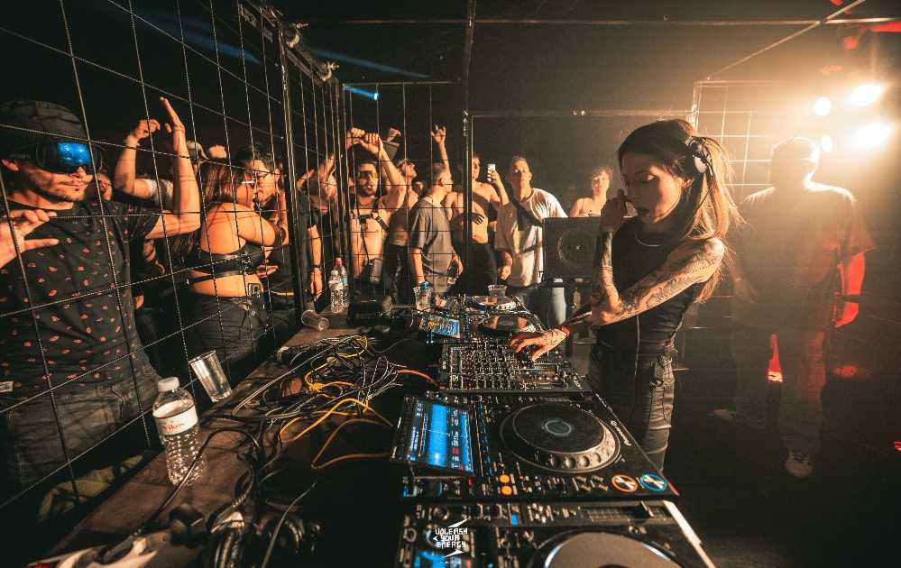 Entropy 熵 with Chloe Lula (Tresor, Berlin) + DANLEE + Scott B ...